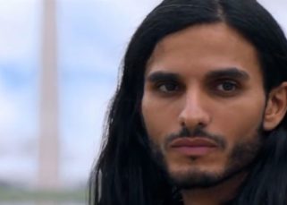L'acteur belge Mehdi Dehbi, incarnant Al-Massih dans « Messiah » de Michael Petroni.
