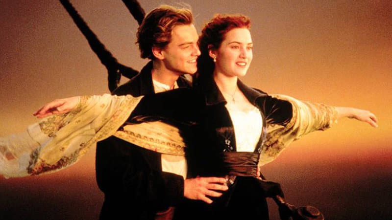 Leonardo DiCaprio (Jack Dawson) et Kate Winslet (Rose DeWitt) dans "Titanic". - Paramount Pictures.